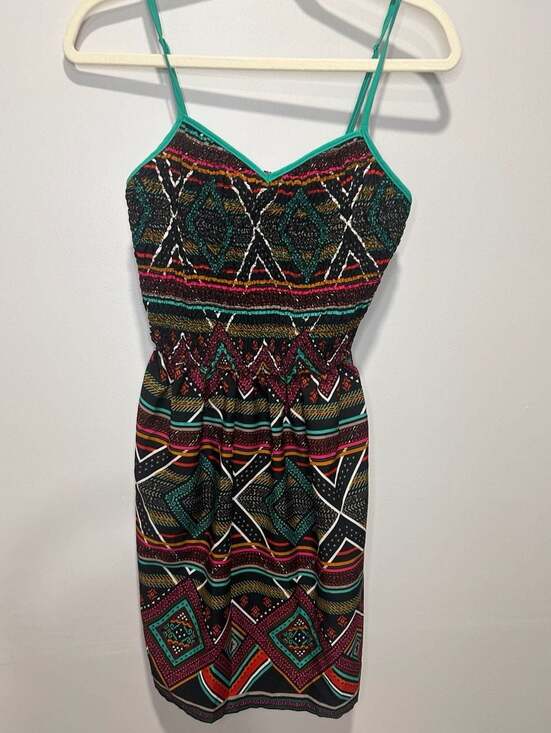 Earthbound Trading Co. Dresses & Skirts - Earthbound Trading Co. Women's Boho Tribal Print Sleeveless Smocked Sundress Siz